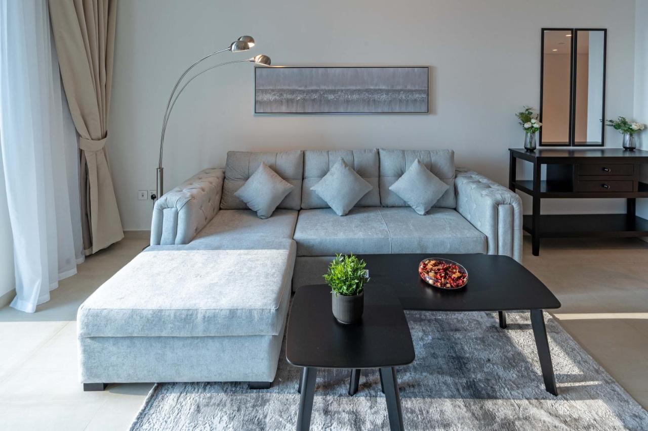Sleeps 8 Burj Views Direct Mall Access Apartamento Dubai