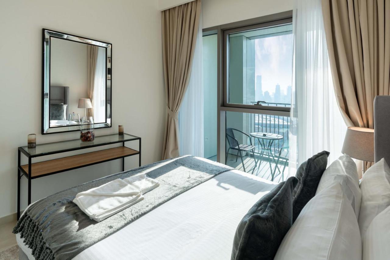 Appartamento Sleeps 8 Burj Views Direct Mall Access